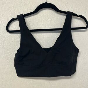Lululemon sports bra size 12